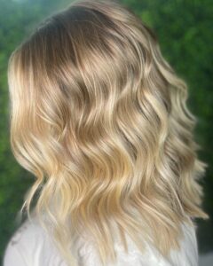 Partial foilayage B3 bond builder gloss color shine haircut blowdry Ben